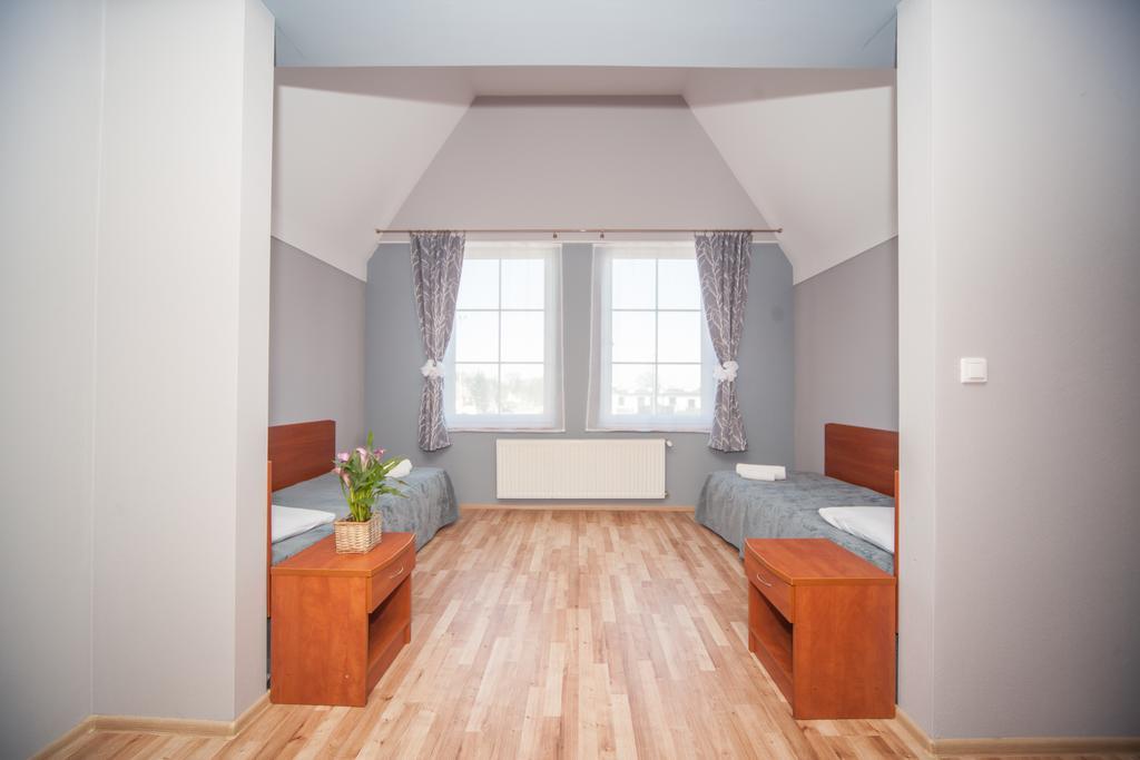 Hotel Ada Wiekszyce Экстерьер фото